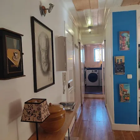 A Romantic Getaway Inside The Castle Walls Apartman Lisboa
